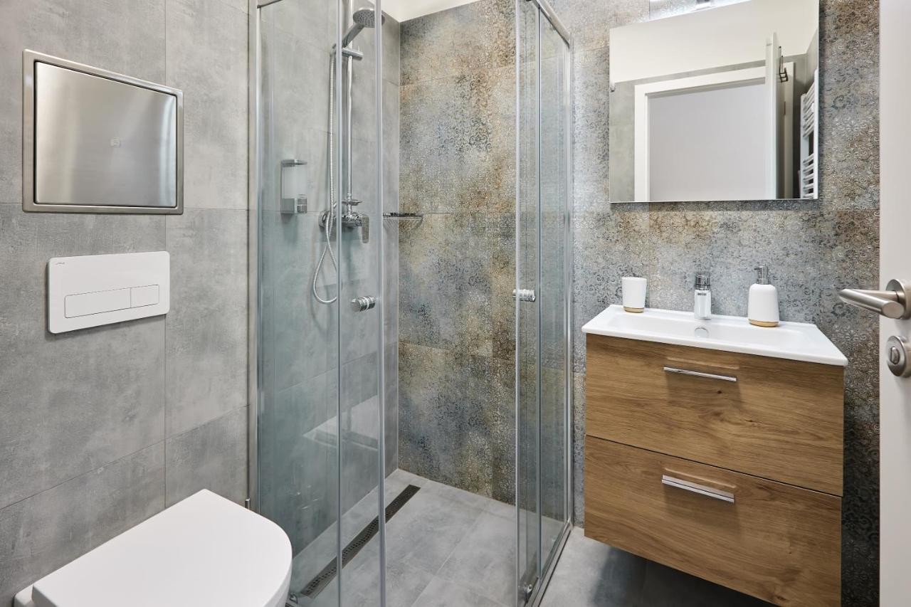 44 Apart-hotel 4*