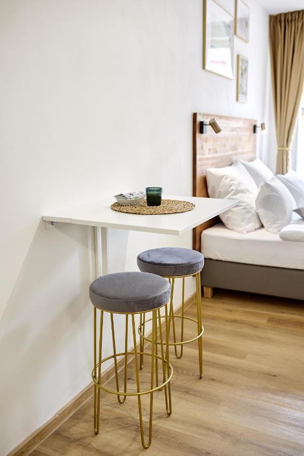 Apart-hotel 44