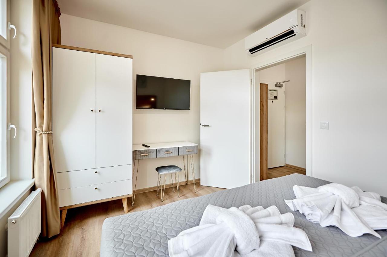 44 Apart-hotel Praga